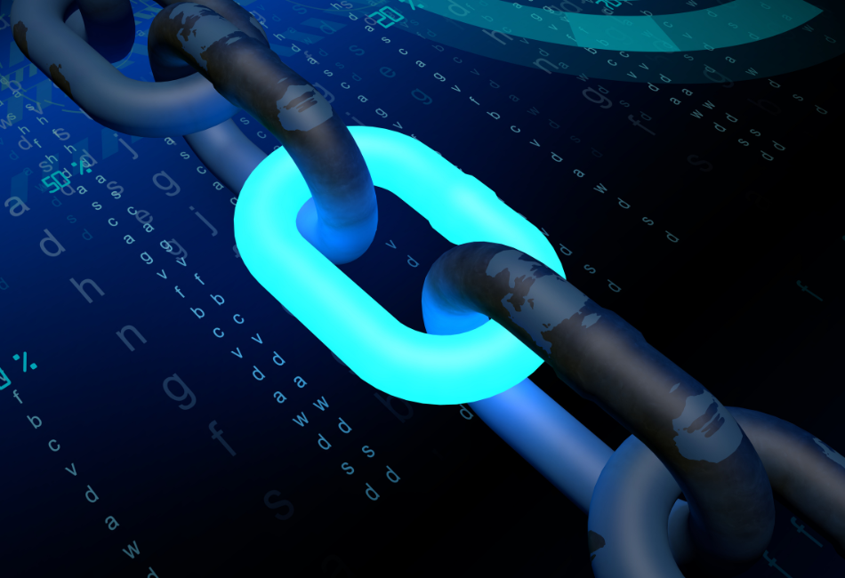 glowing digital chain link highlighting cybersecurity concept